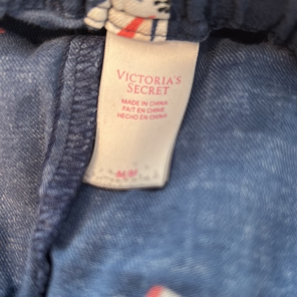 medium Victoria’s Secret 100% cotton floral pajama pants - Picture 3 of 3